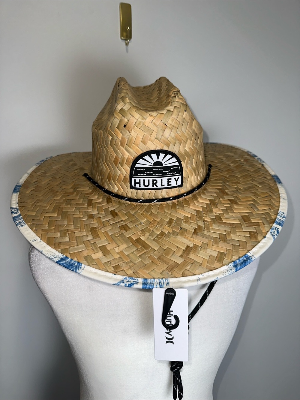 HURLEY Men’s Horizon Wide Brim Straw Drawstring Hat White Blue Waves Details